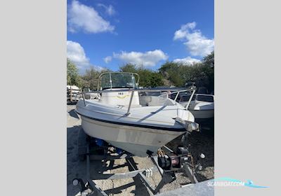 Doral 185 CC Motorboat 2002, with Yamaha F100Fetl engine, Denmark