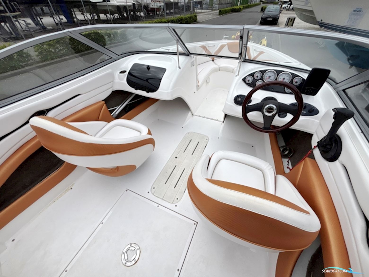 Doral 190 Sunquest Bowrider