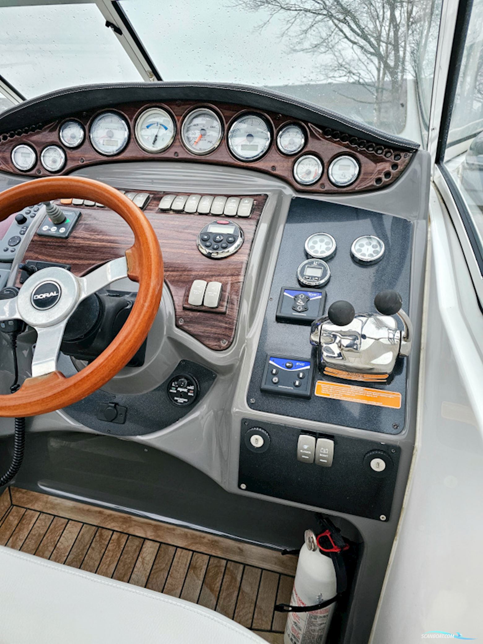 Doral 330 Elegante Volvo Penta D4-260 EVC