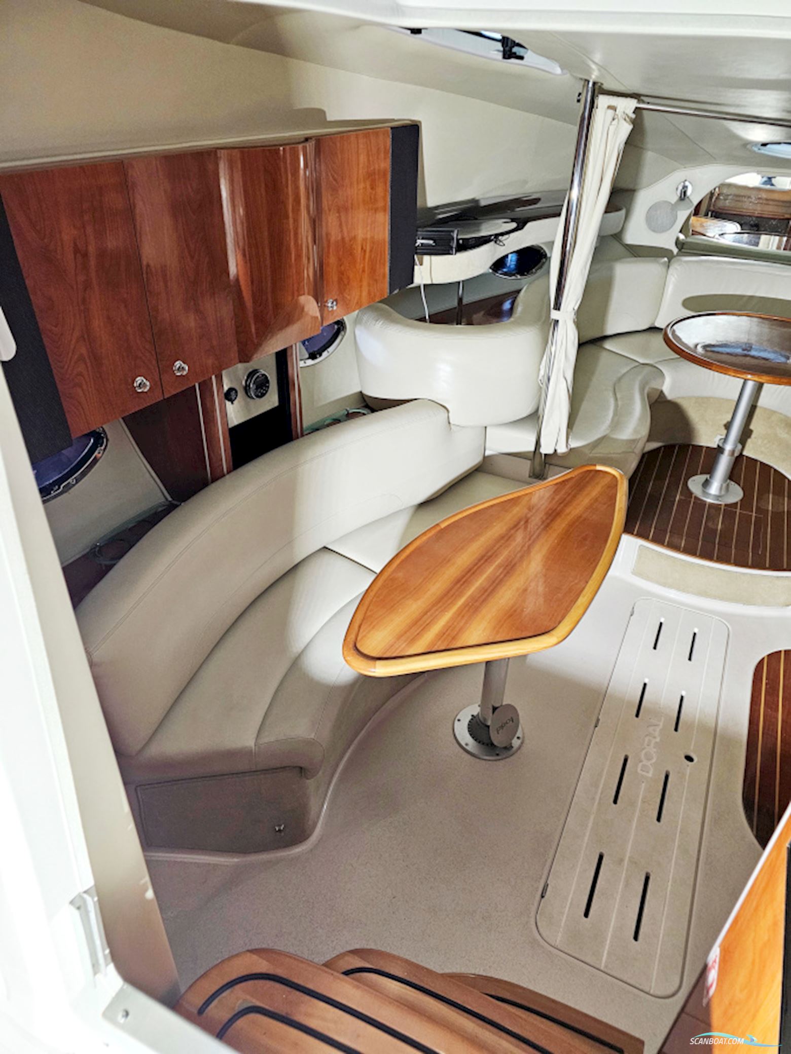 Doral 330 Elegante Volvo Penta D4-260 EVC