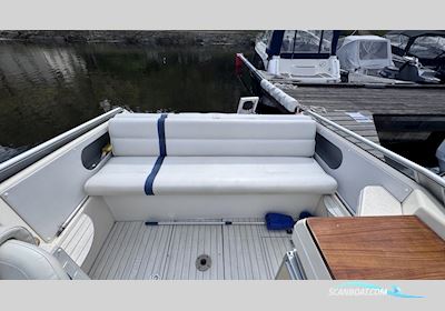 Draco 2500 Crystal Motorboat 1990, with Volvo Penta engine, Sweden