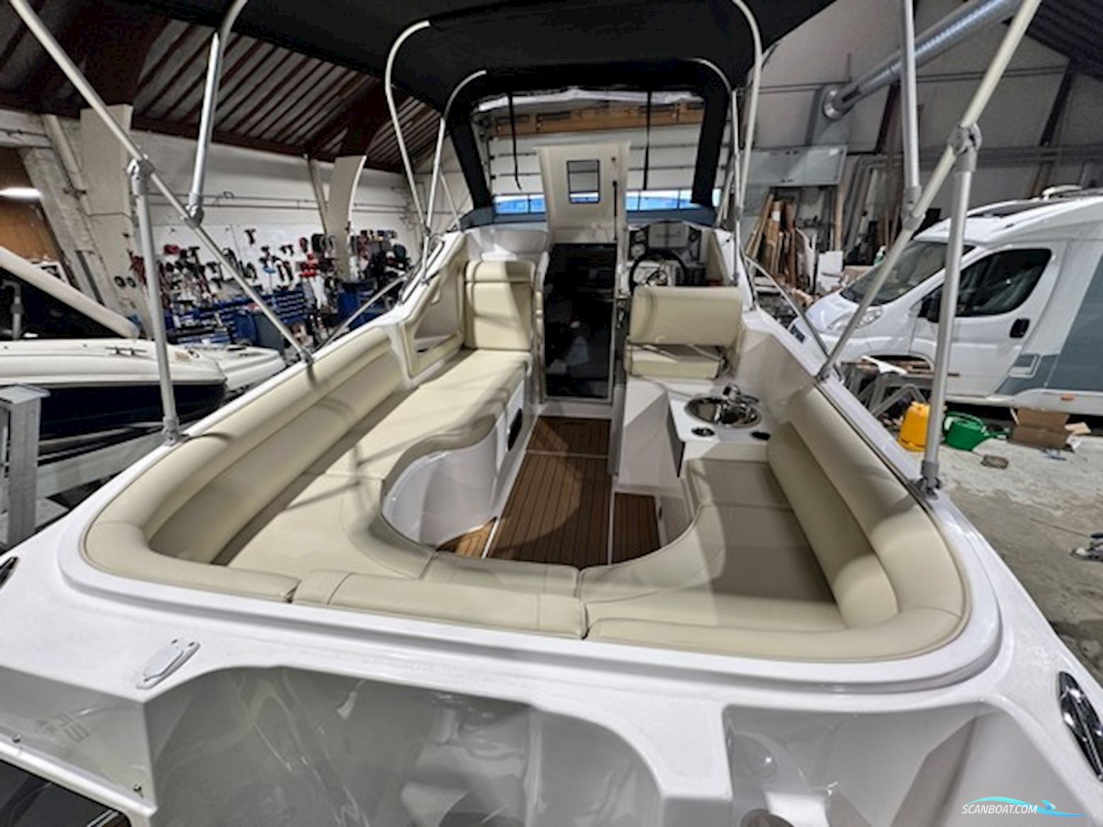 Drago 665 Comfortline Suzuki 200 HK