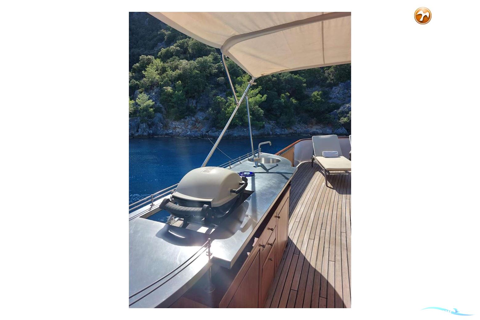 DUTCH Steel Motor Yacht