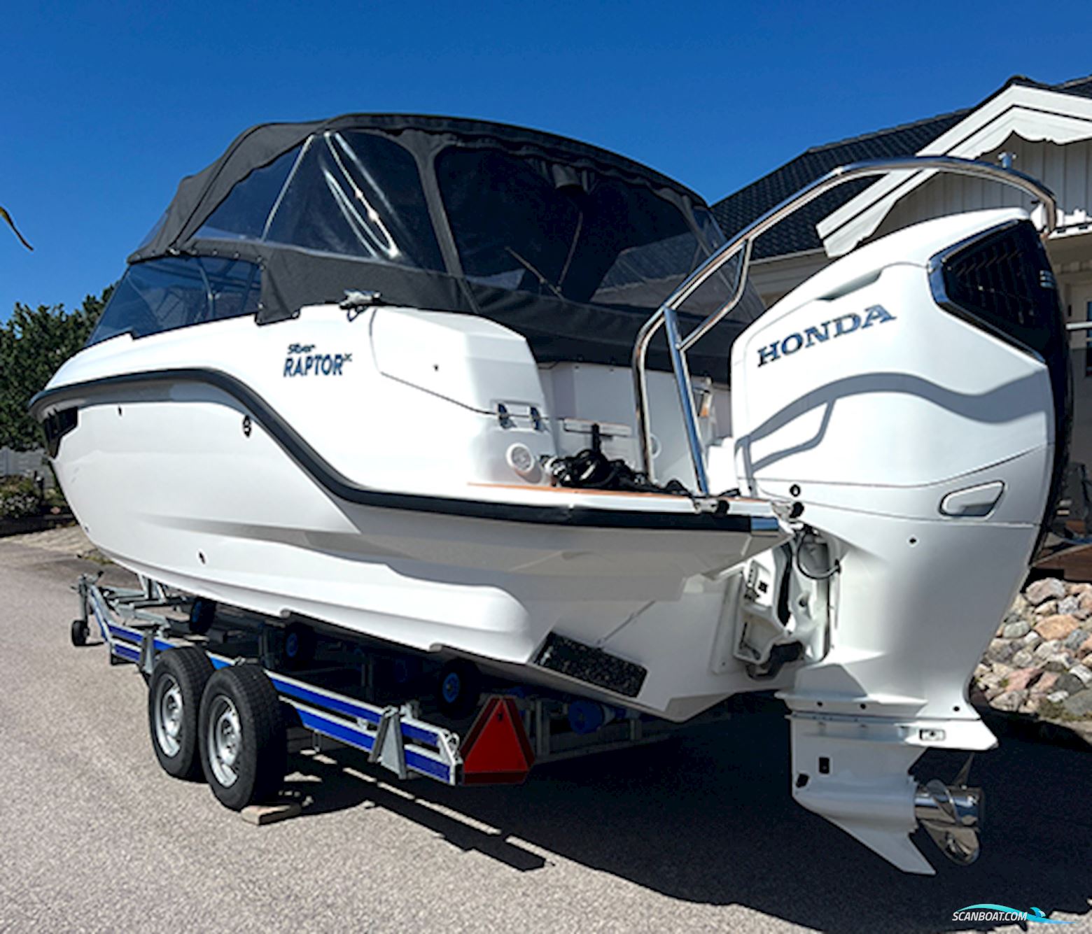 Eker Design AS Silver Raptor DCz