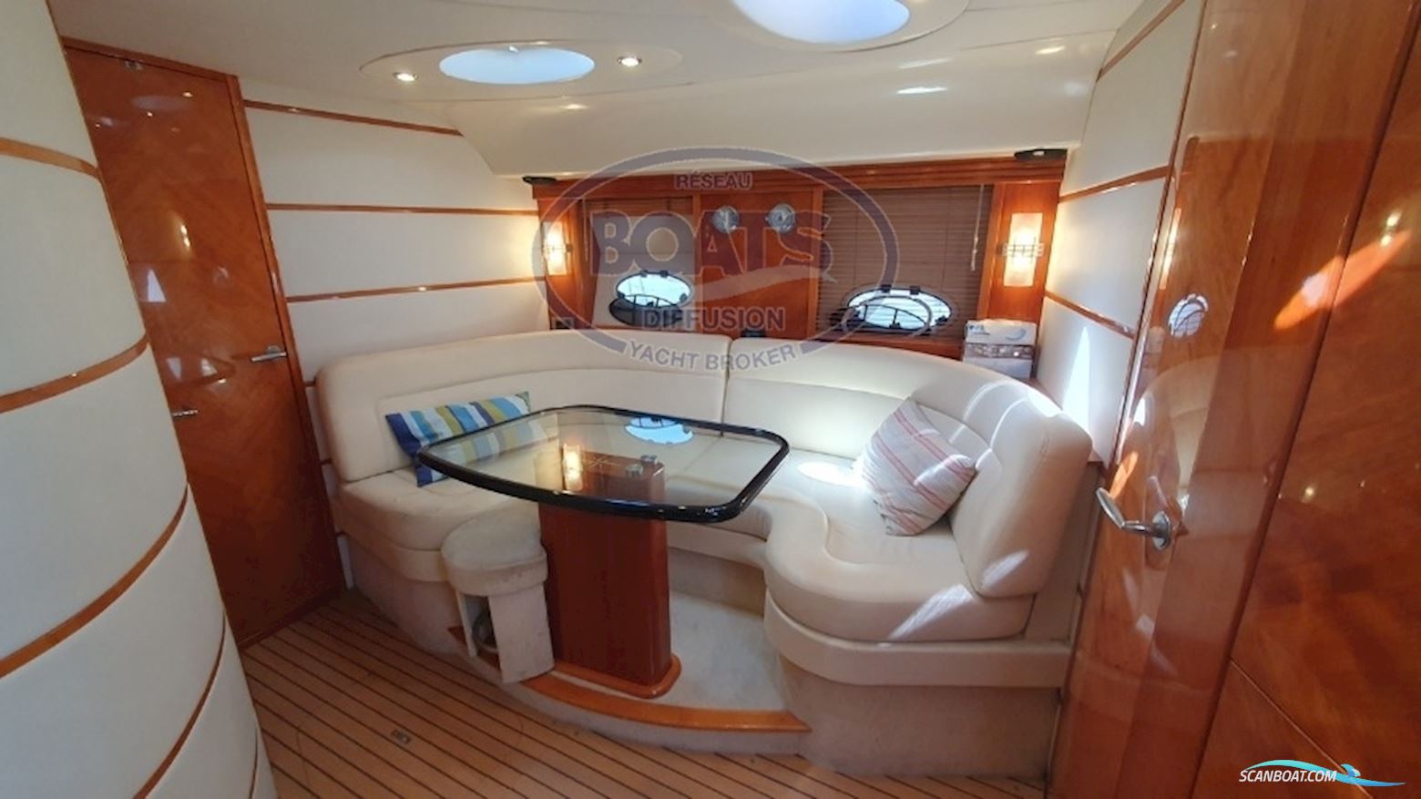 Elan Motorni Elan 42 HT