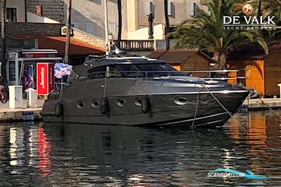 Elan Power E42 Motorboat 2006, with Volvo Penta engine, Croatia