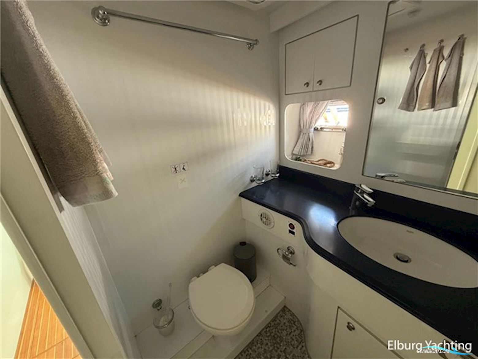 Elegance 53