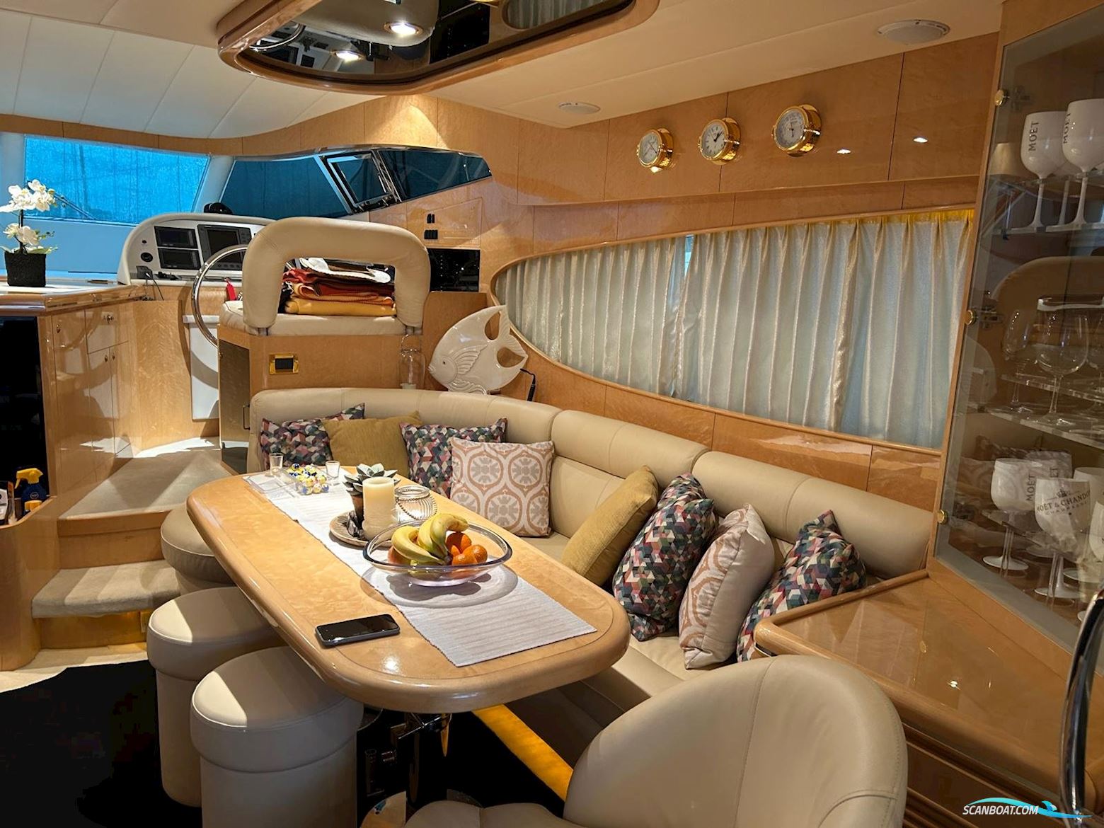 Elegance 54