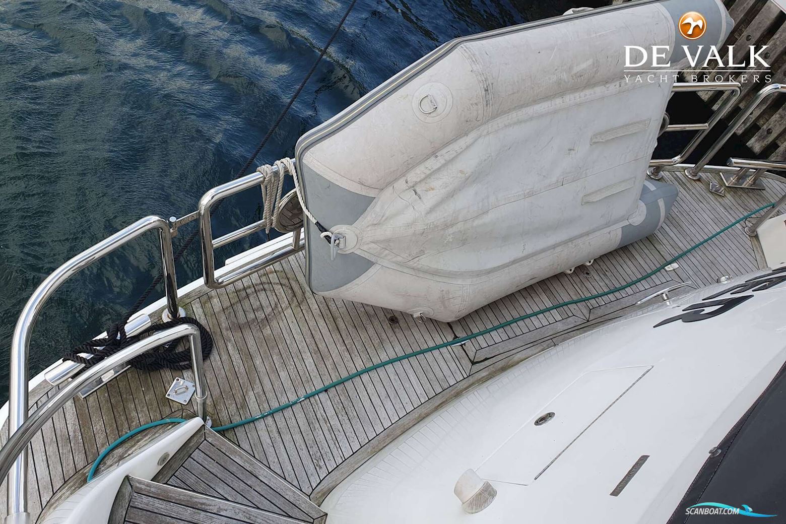 Elegance 72