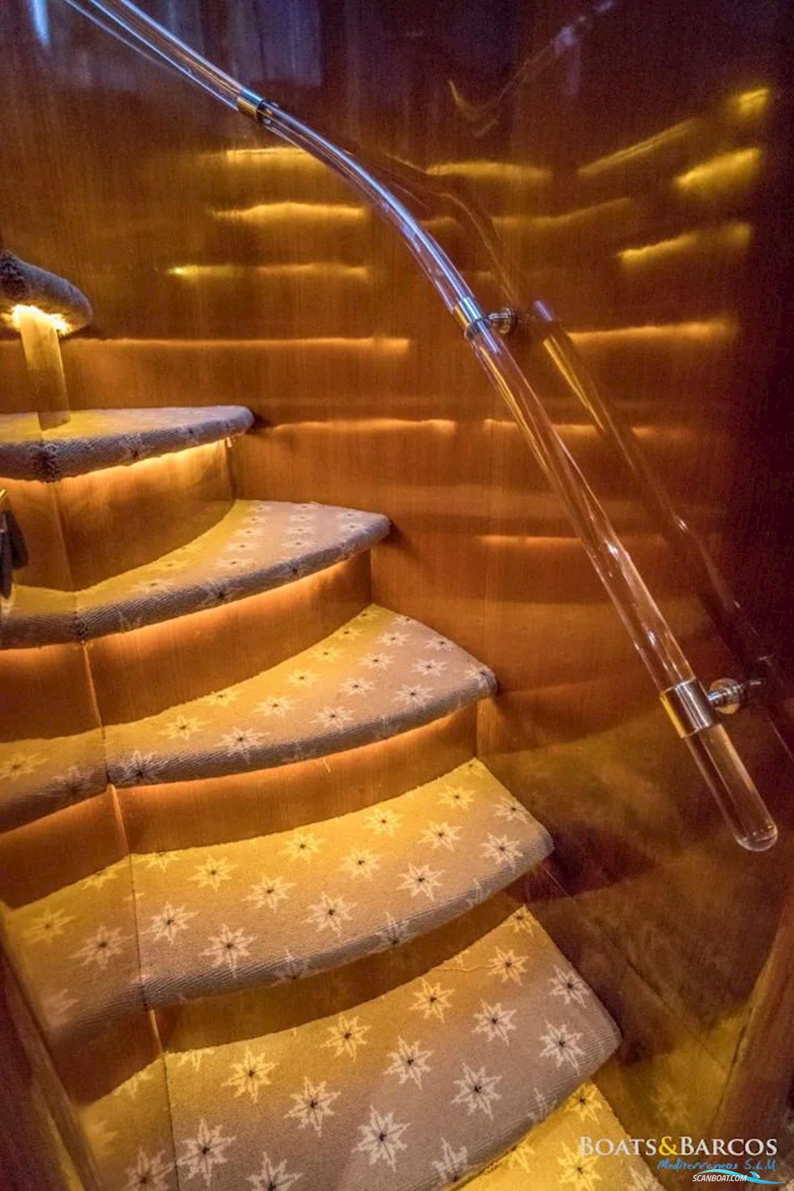 Elegance 76