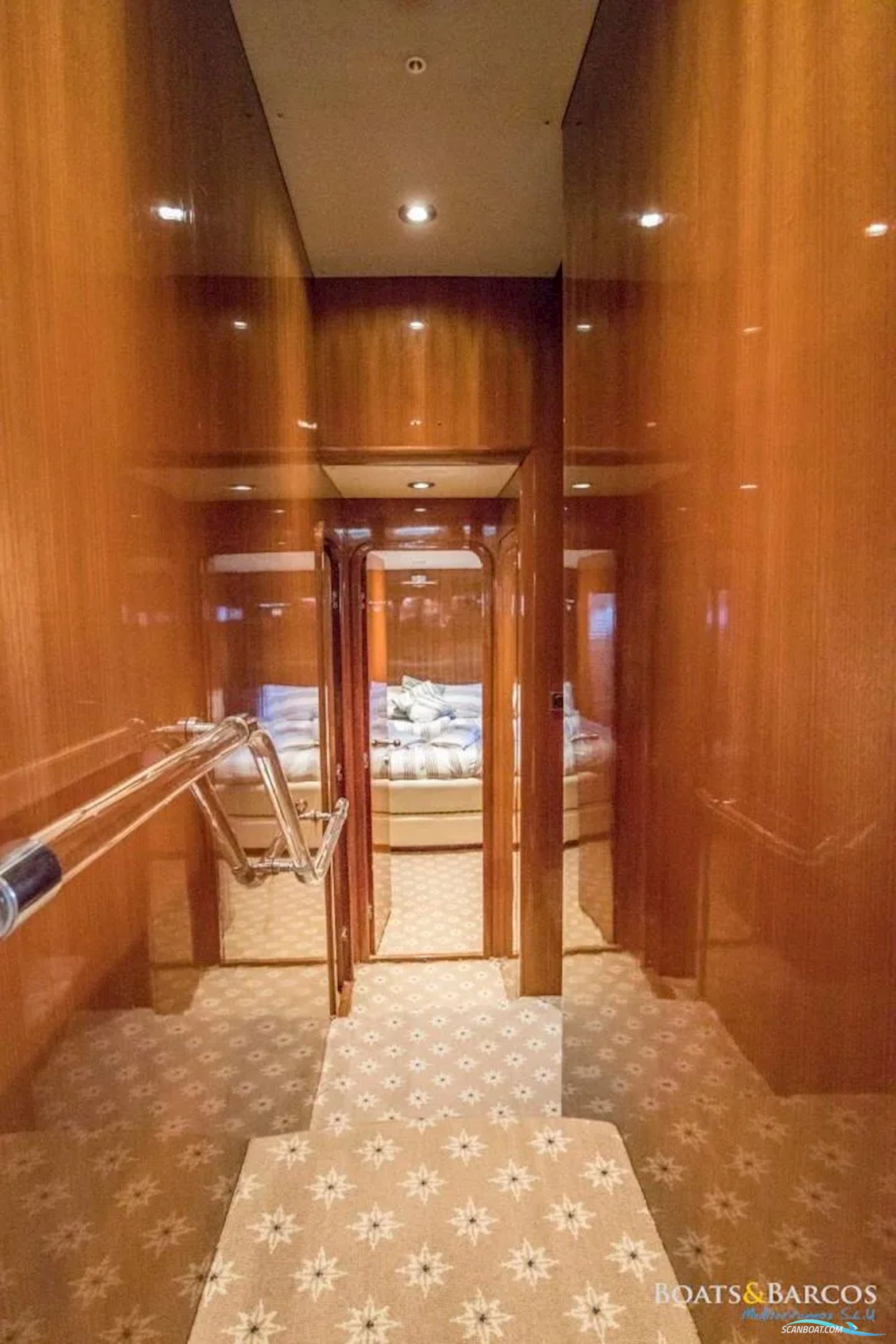 Elegance 76