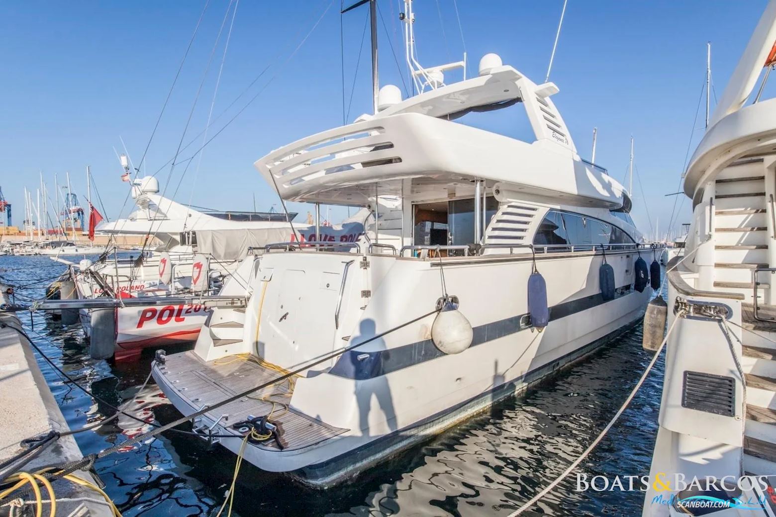 Elegance 76