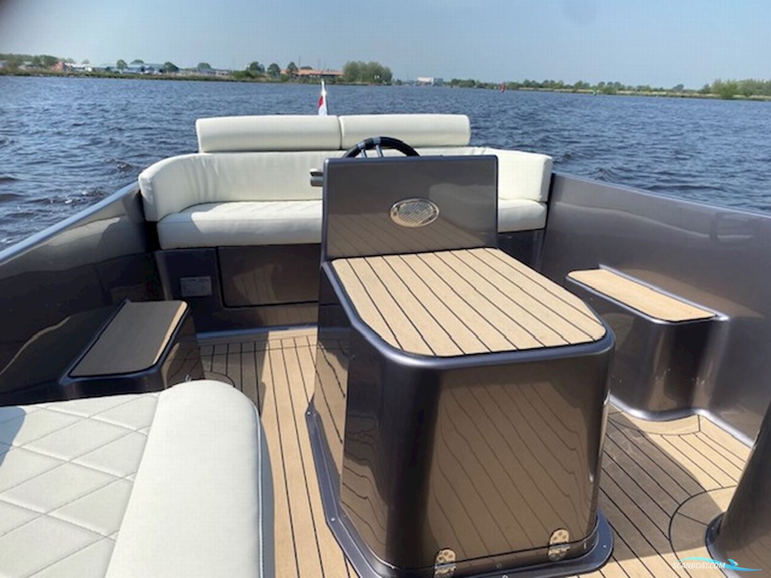 Elektrische Sloep 640