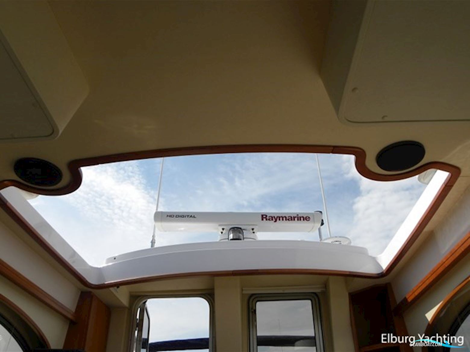 Elling E4 Ultimate - France Proof 