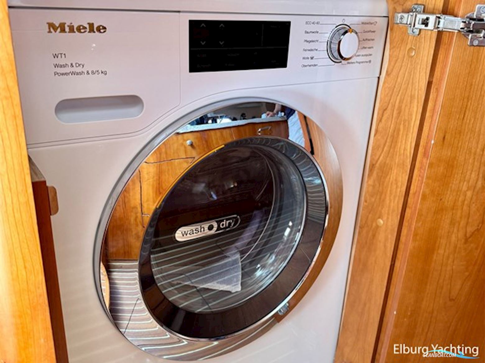 Elling E4 Ultimate - France Proof 