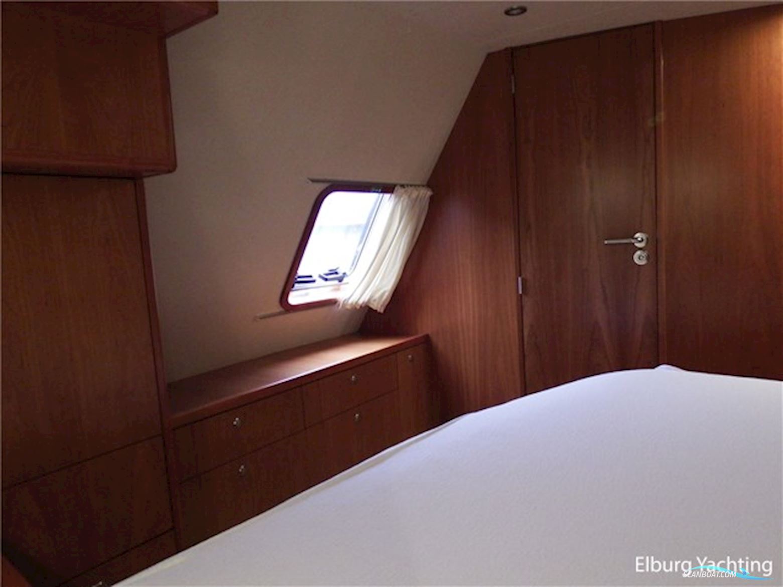 Elling E4 Ultimate - France Proof 