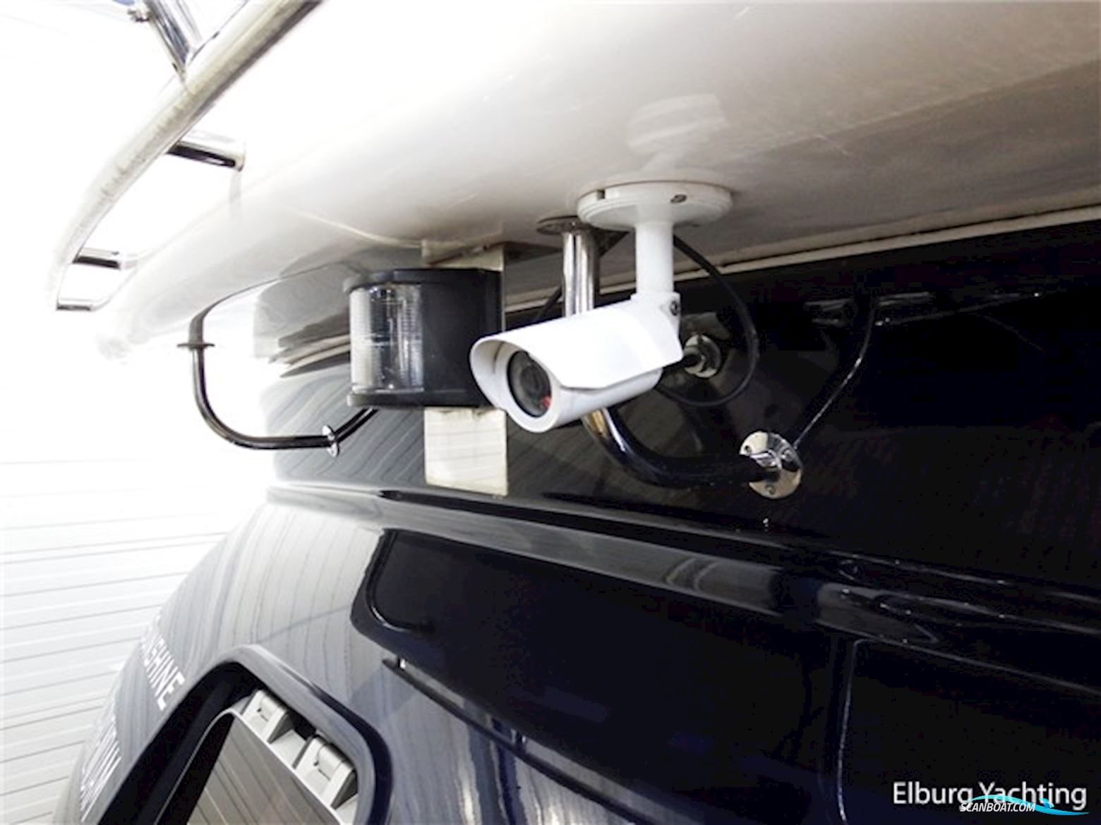 Elling E4 Ultimate - France Proof 