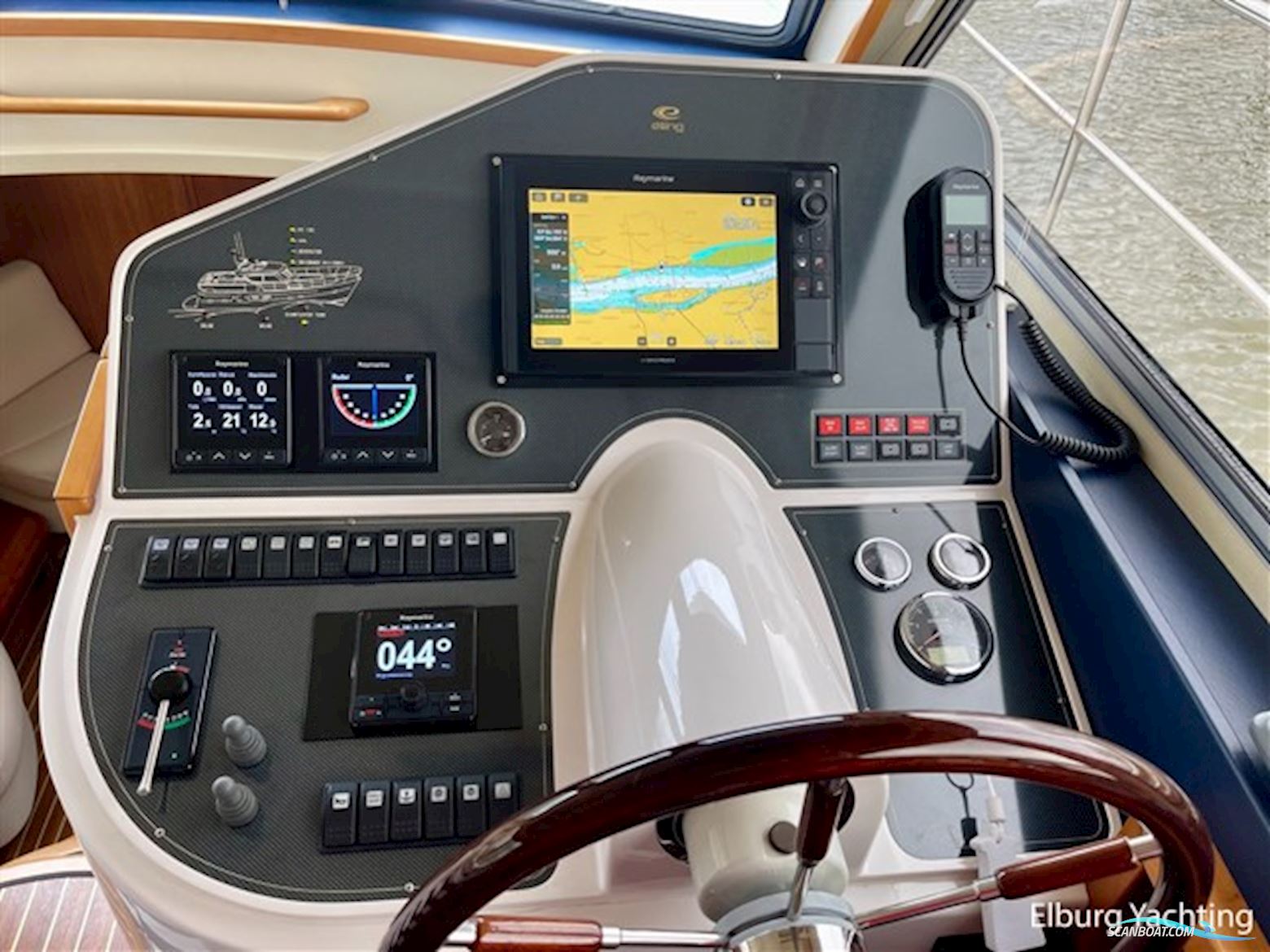 Elling E4 Ultimate - France Proof