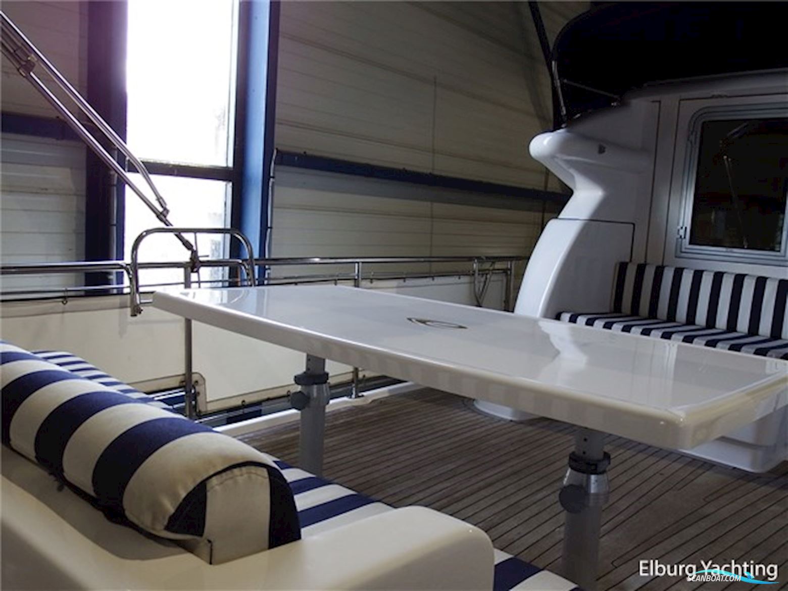 Elling E4 Ultimate - France Proof