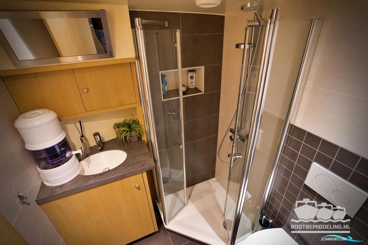 Euroship 1900 Pilothouse