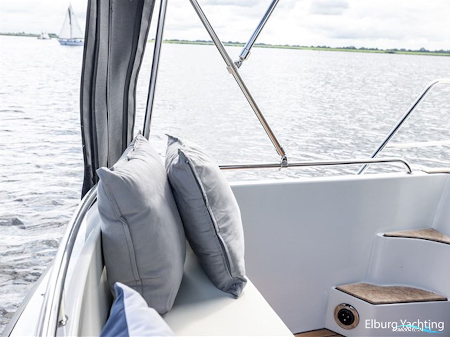 Excellent 1000 - Touring