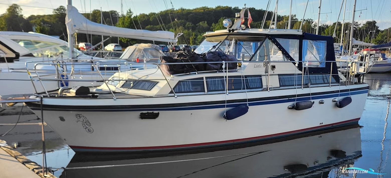 Exotic 32 Deluxe Motorboat 1980, with Ford Lehman engine, Denmark