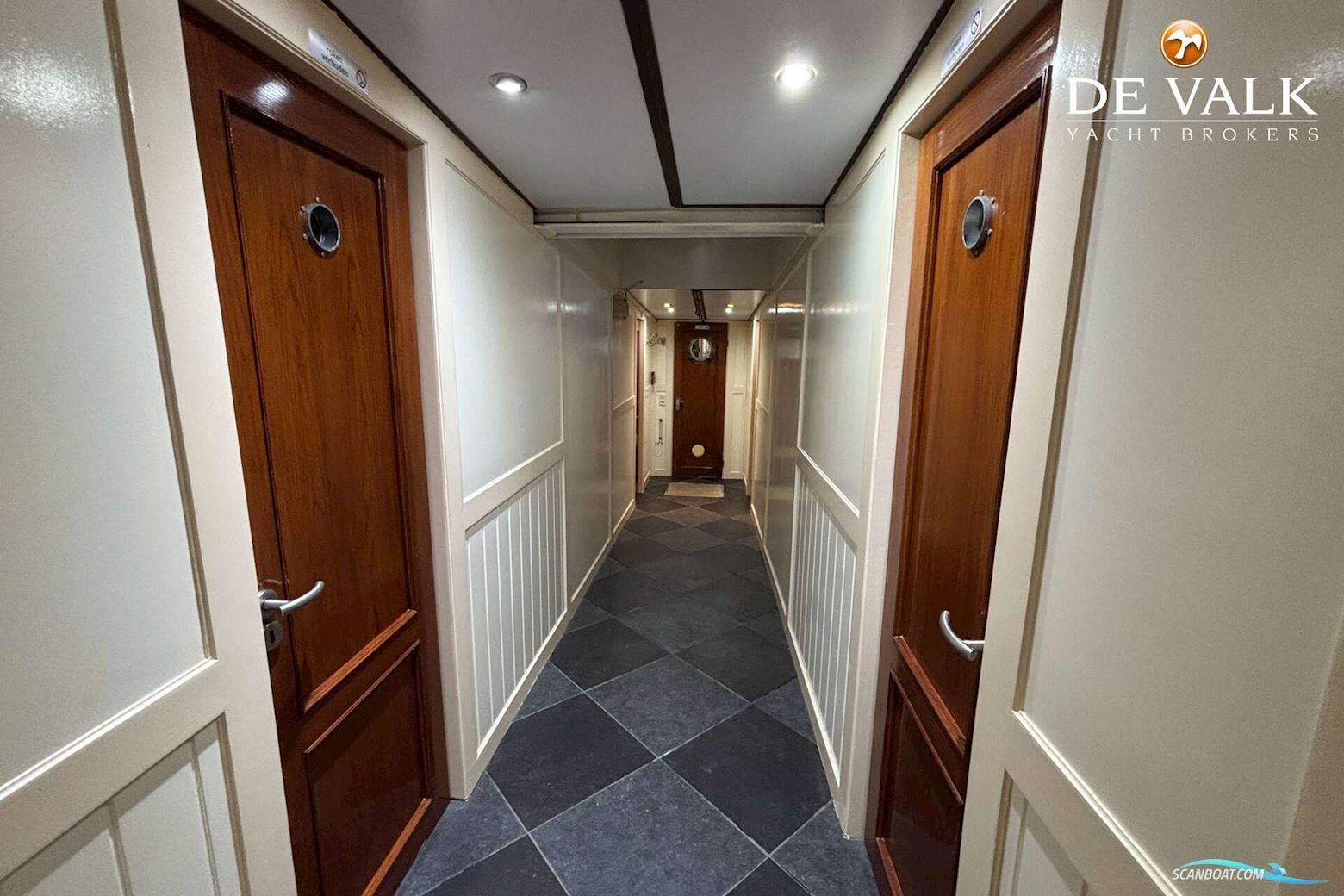 Expedition Vessel Long Range 29M