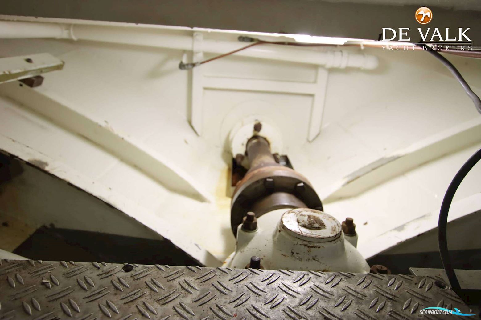 Explorer Motor Yacht