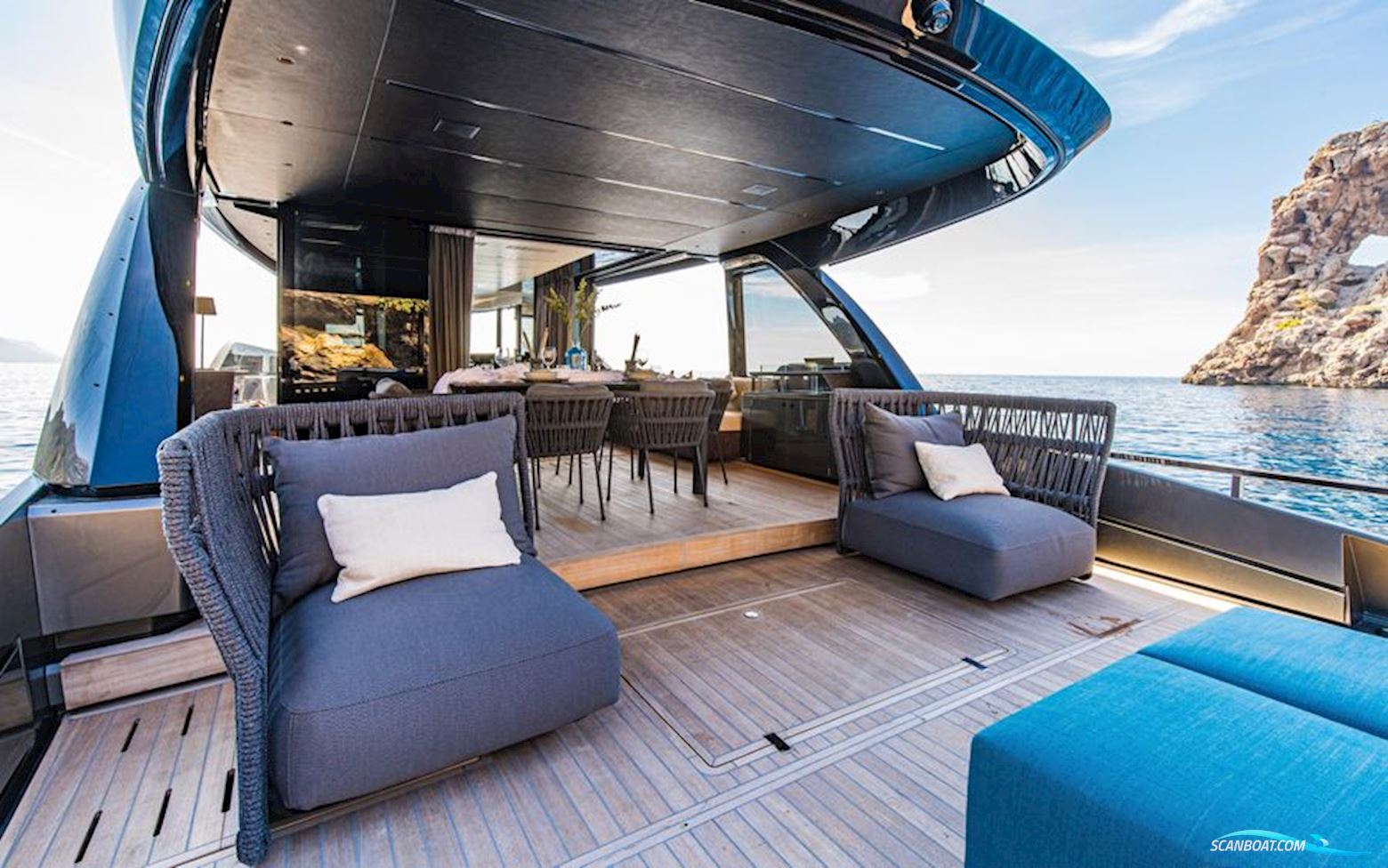 Explorer Yachts Explorer 62 Flybridge