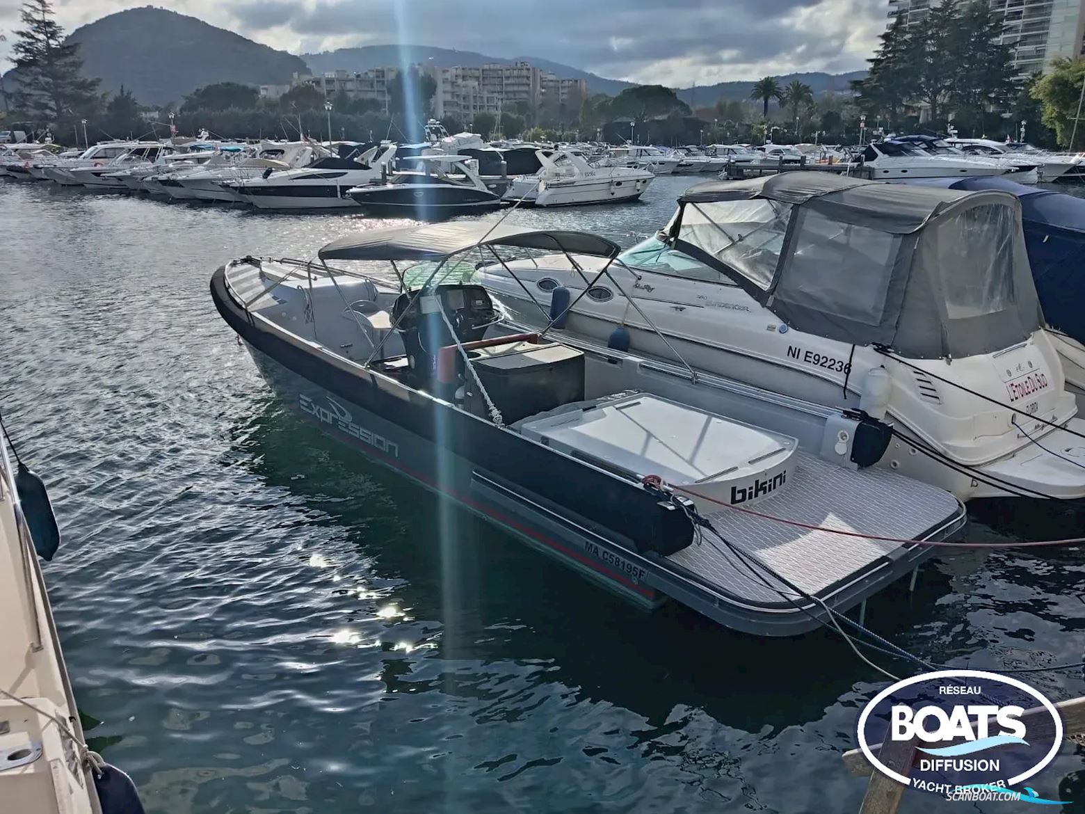 Expression 75 Motorboat 2016, with Suzuki engine, France