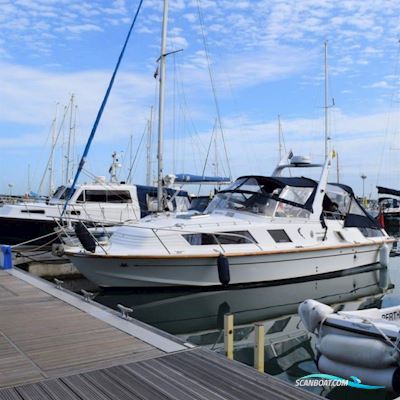 Fairey Fantome Motorboat 1973, with 2 x Ford Sabre Dover 2726T 212C engine, United Kingdom
