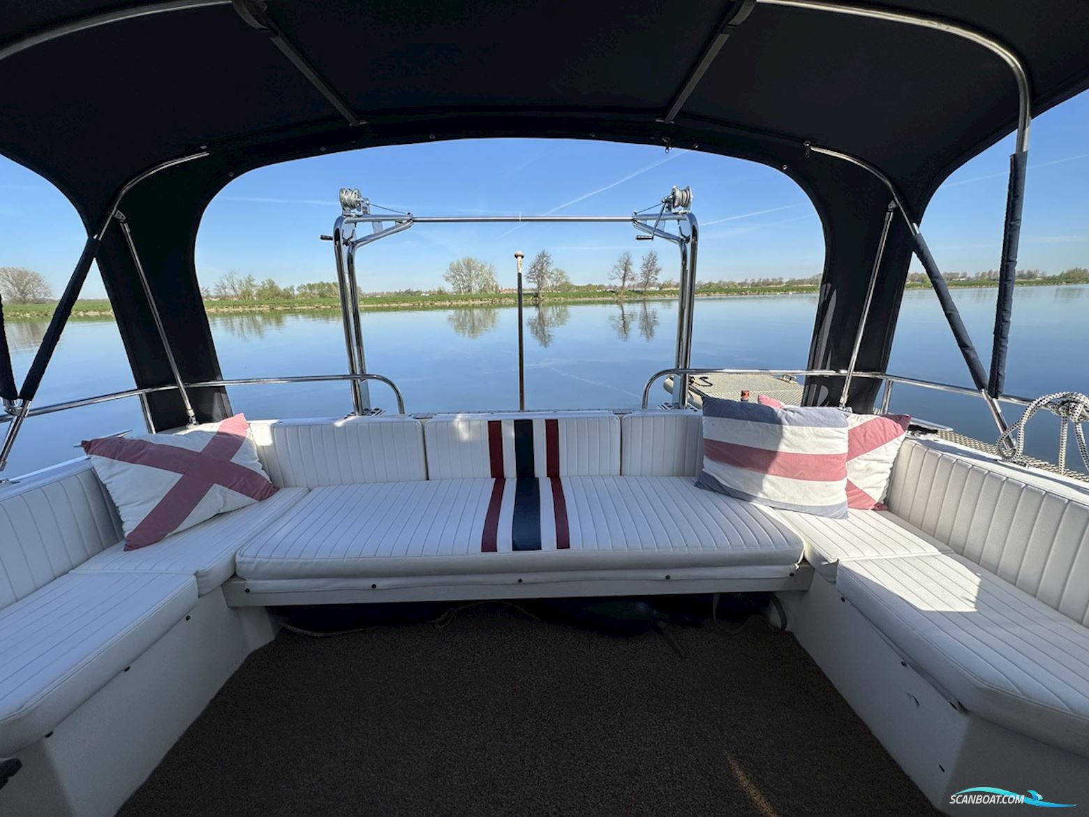 Fairline  31 Corniche