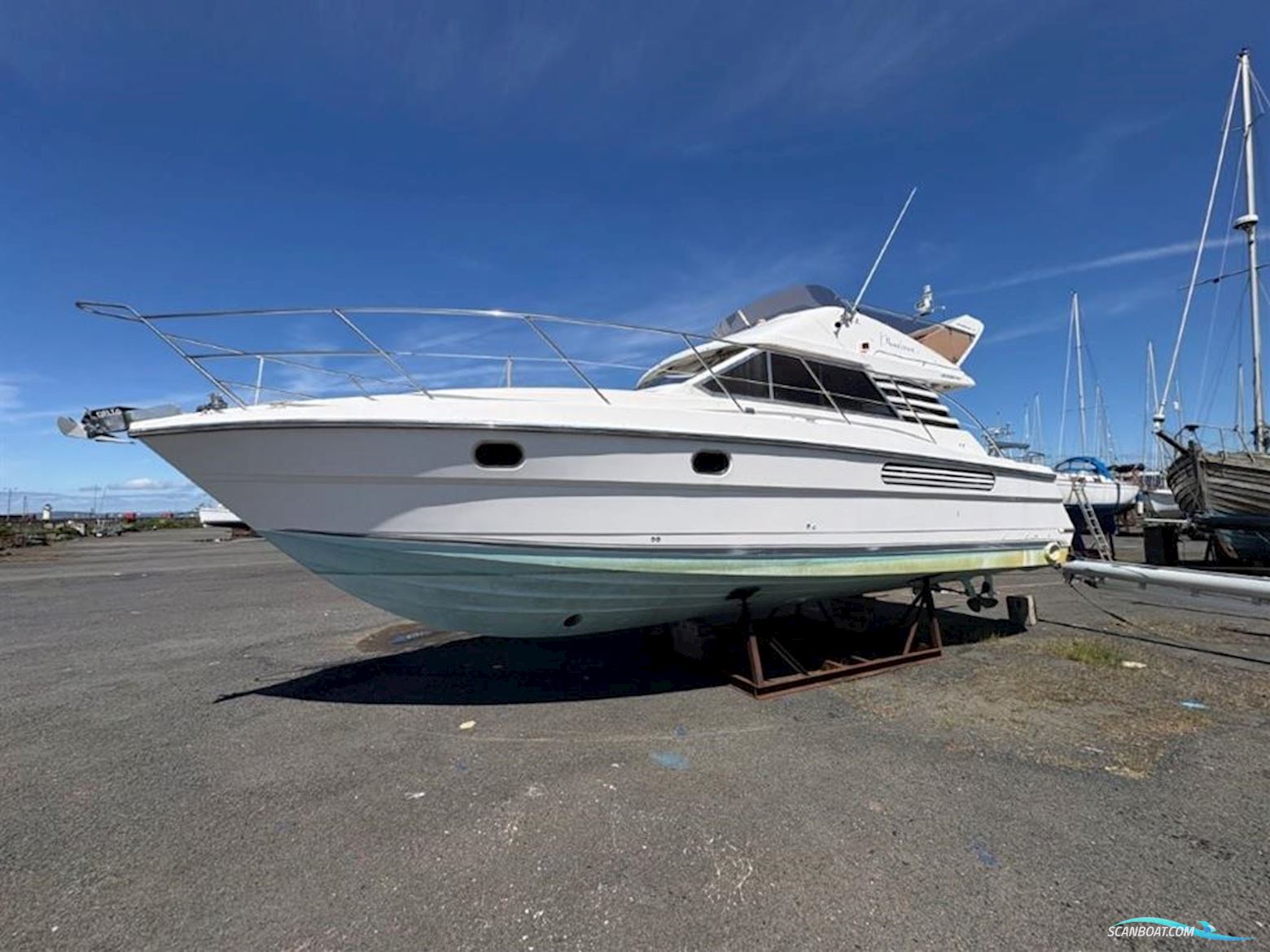 Fairline  Phantom 37 Motorboat 1995, with Volvo Penta  TMD63P engine, United Kingdom