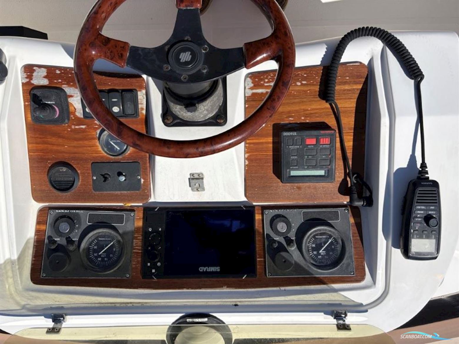 Fairline  Phantom 37