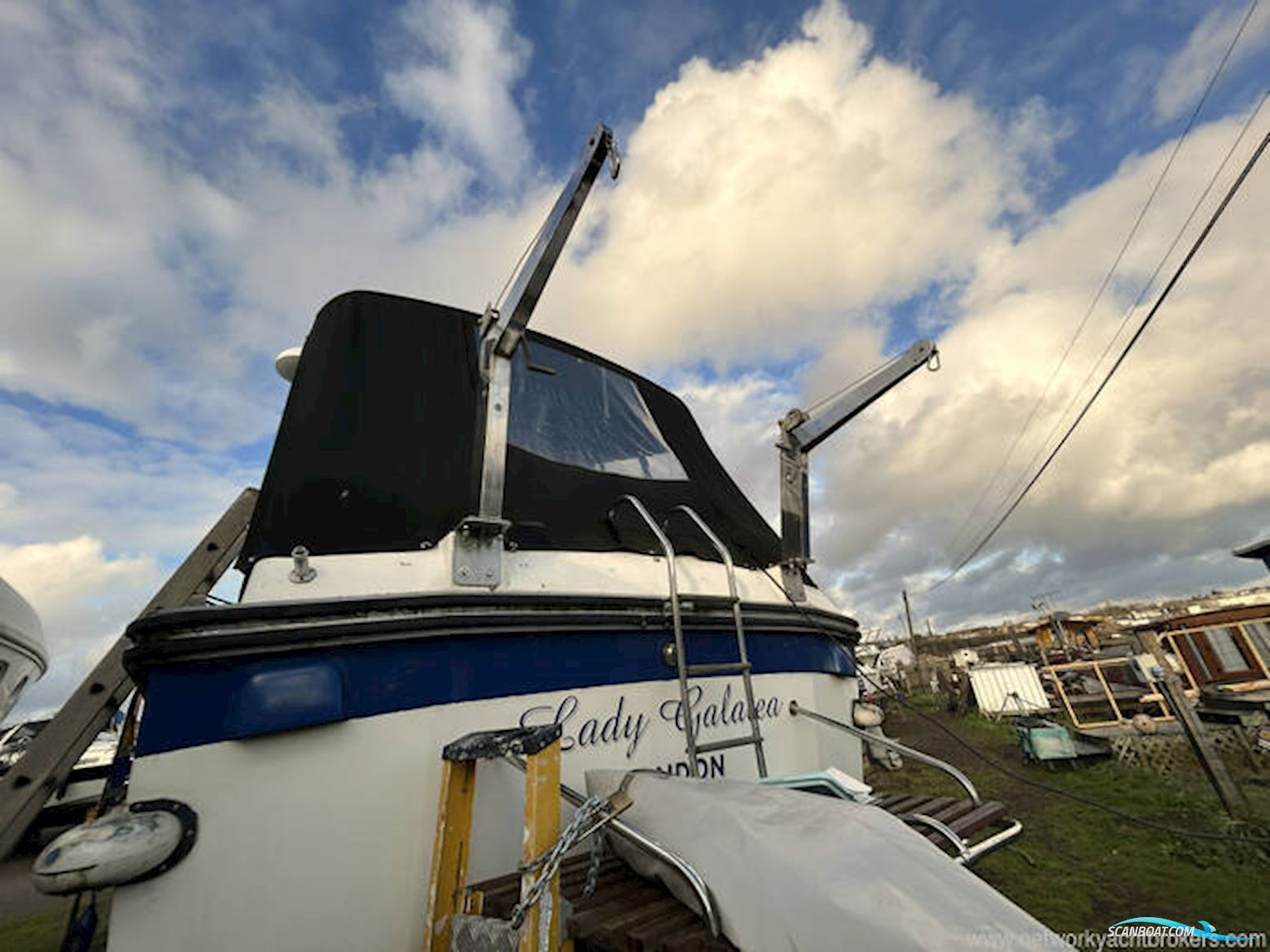 Fairline 32 Phantom