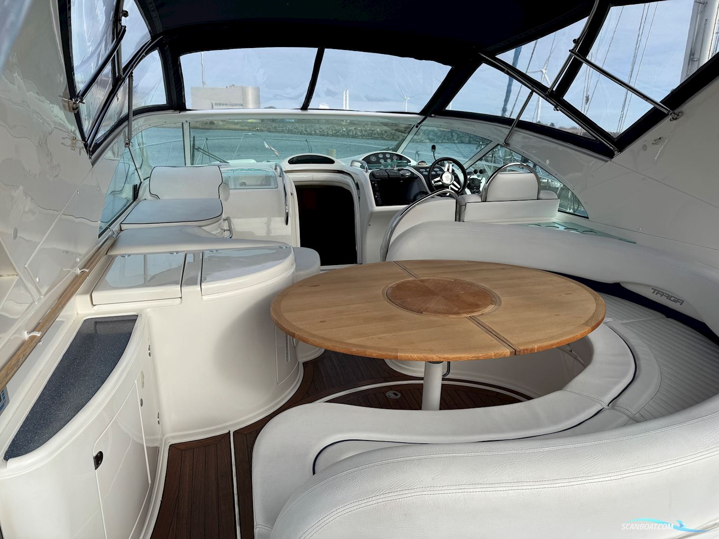 Fairline 43