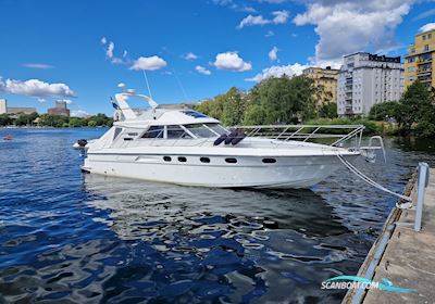 Fairline 43/45 Fly Motorboat 1989, with Tamd 71A engine, Sweden