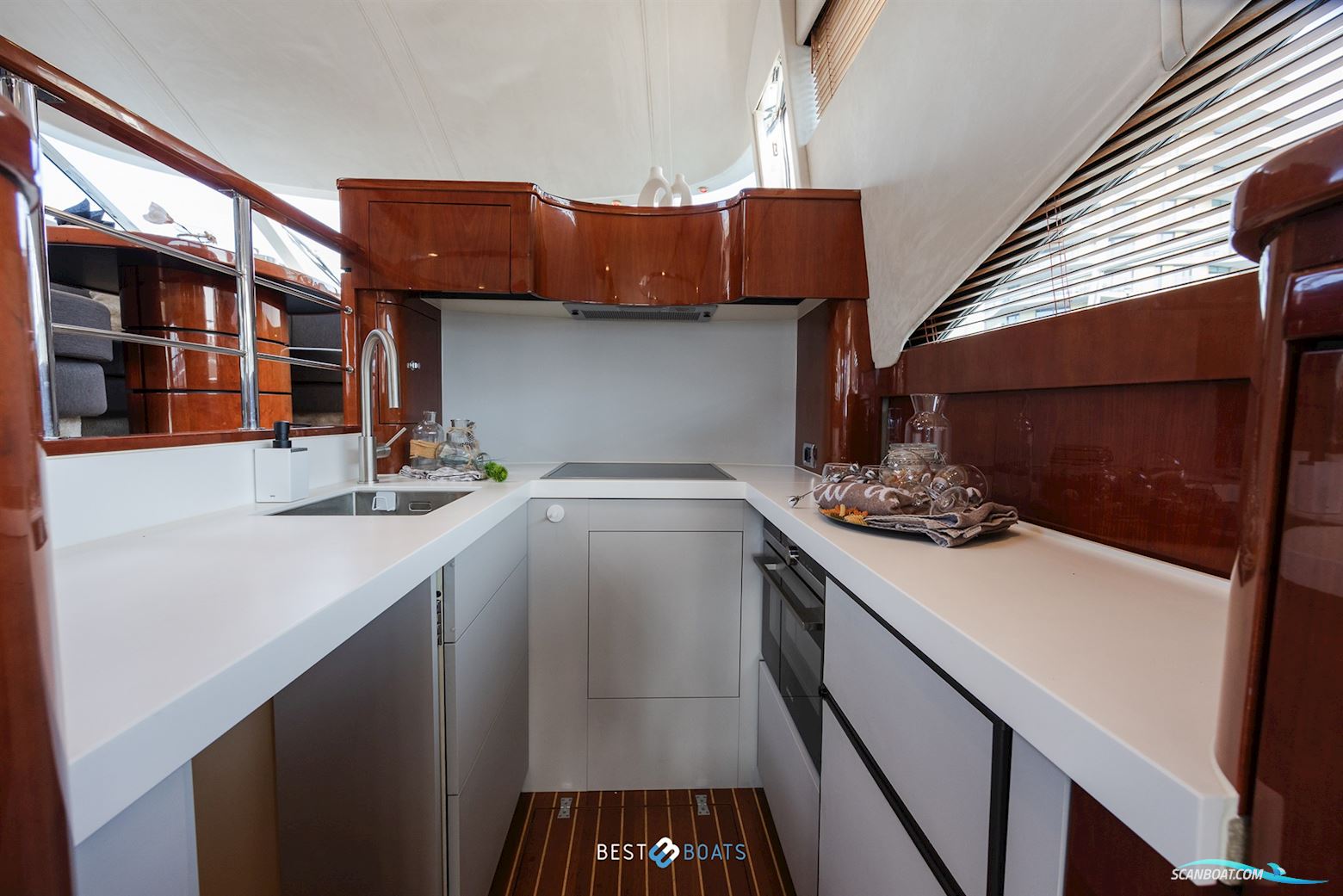 Fairline 58 Squadron