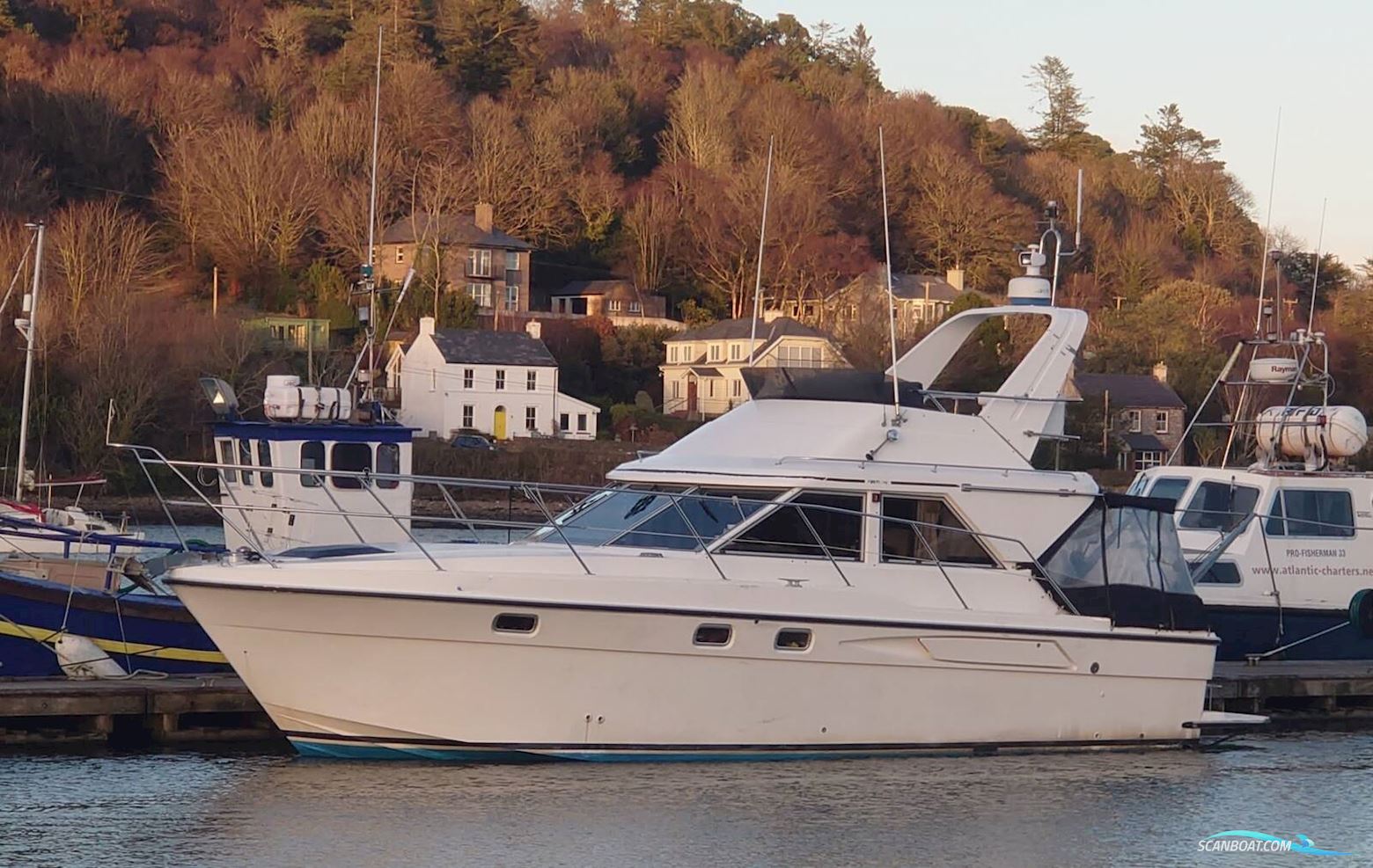 Fairline Corniche 31 Motorboat 1990, with Volvo engine, Ireland