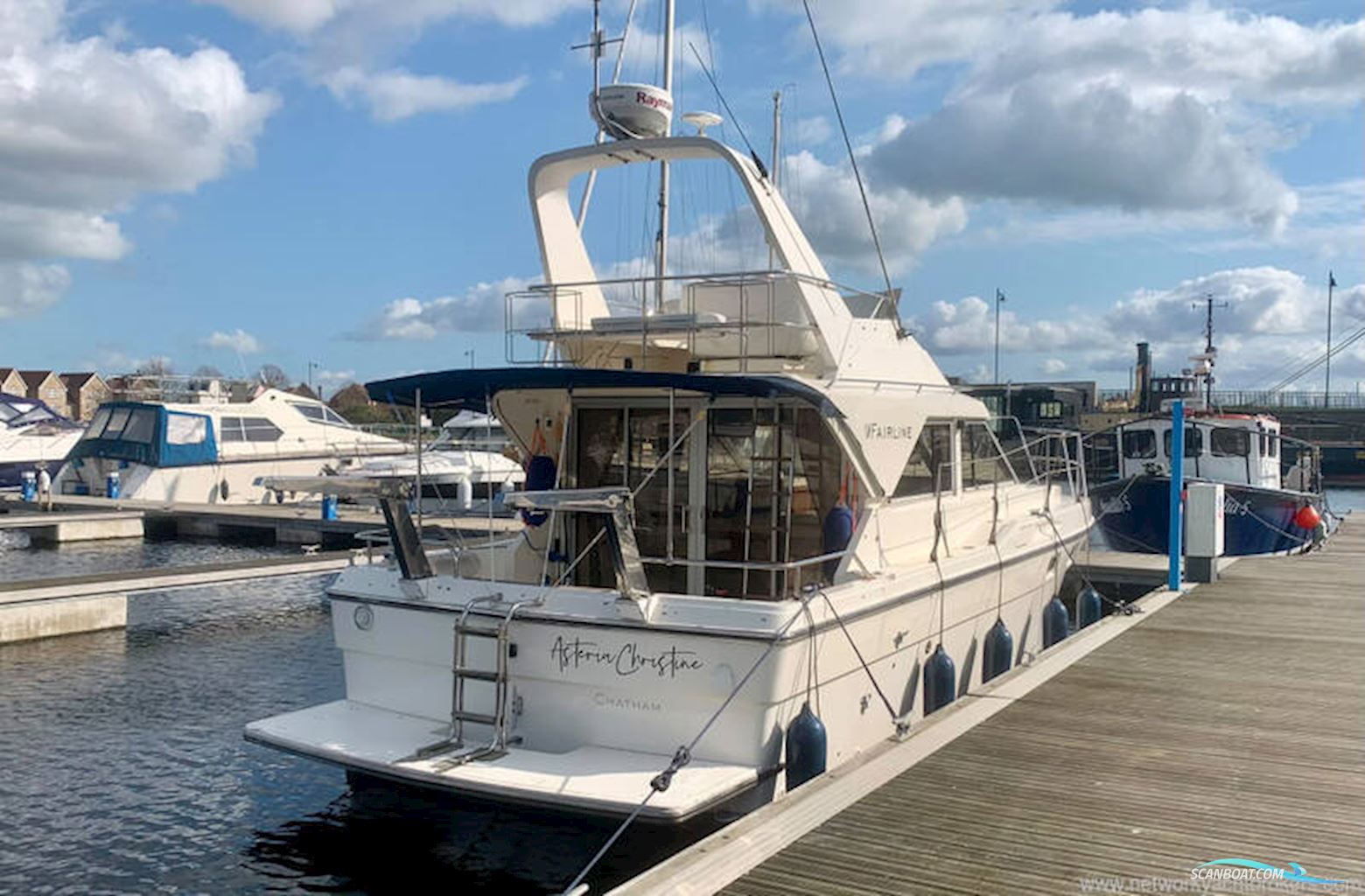 Fairline Corniche