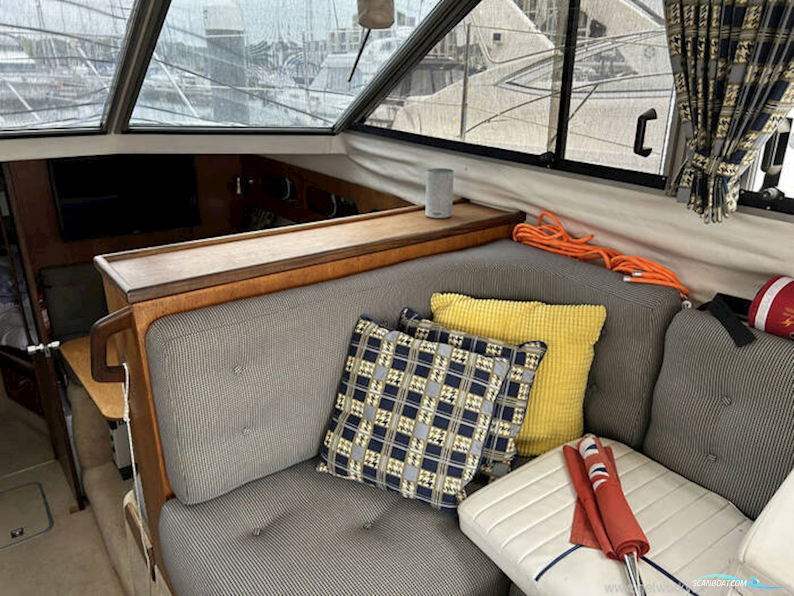 Fairline Corniche