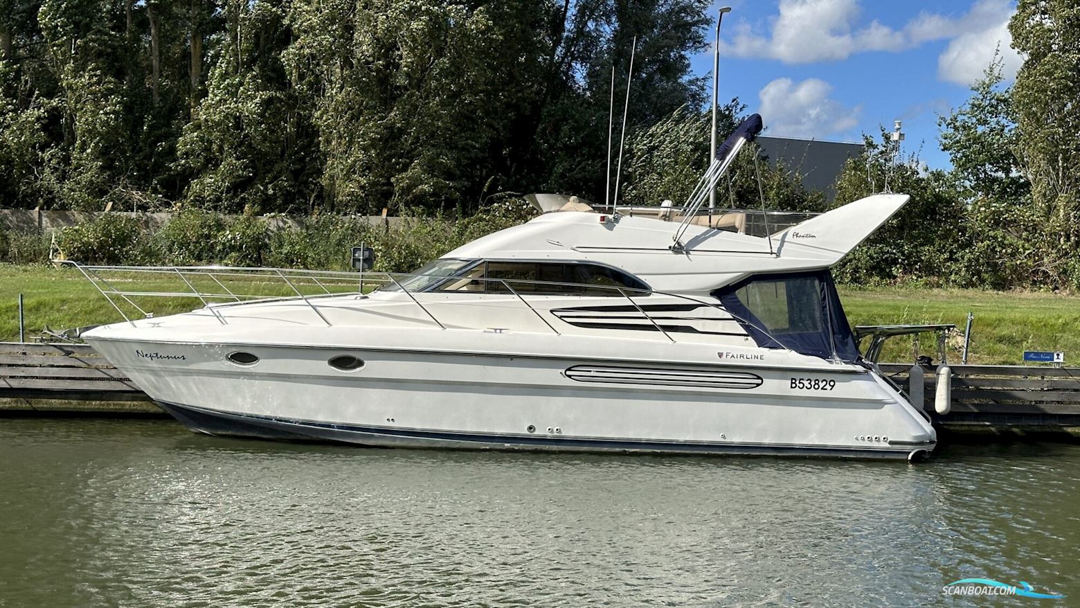 Fairline Phantom 40 Flybridge