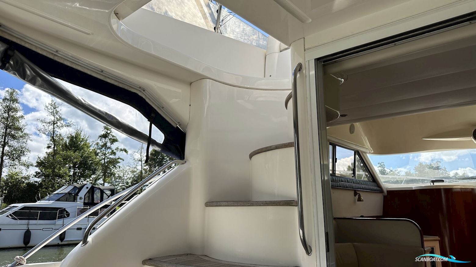 Fairline Phantom 40 Flybridge