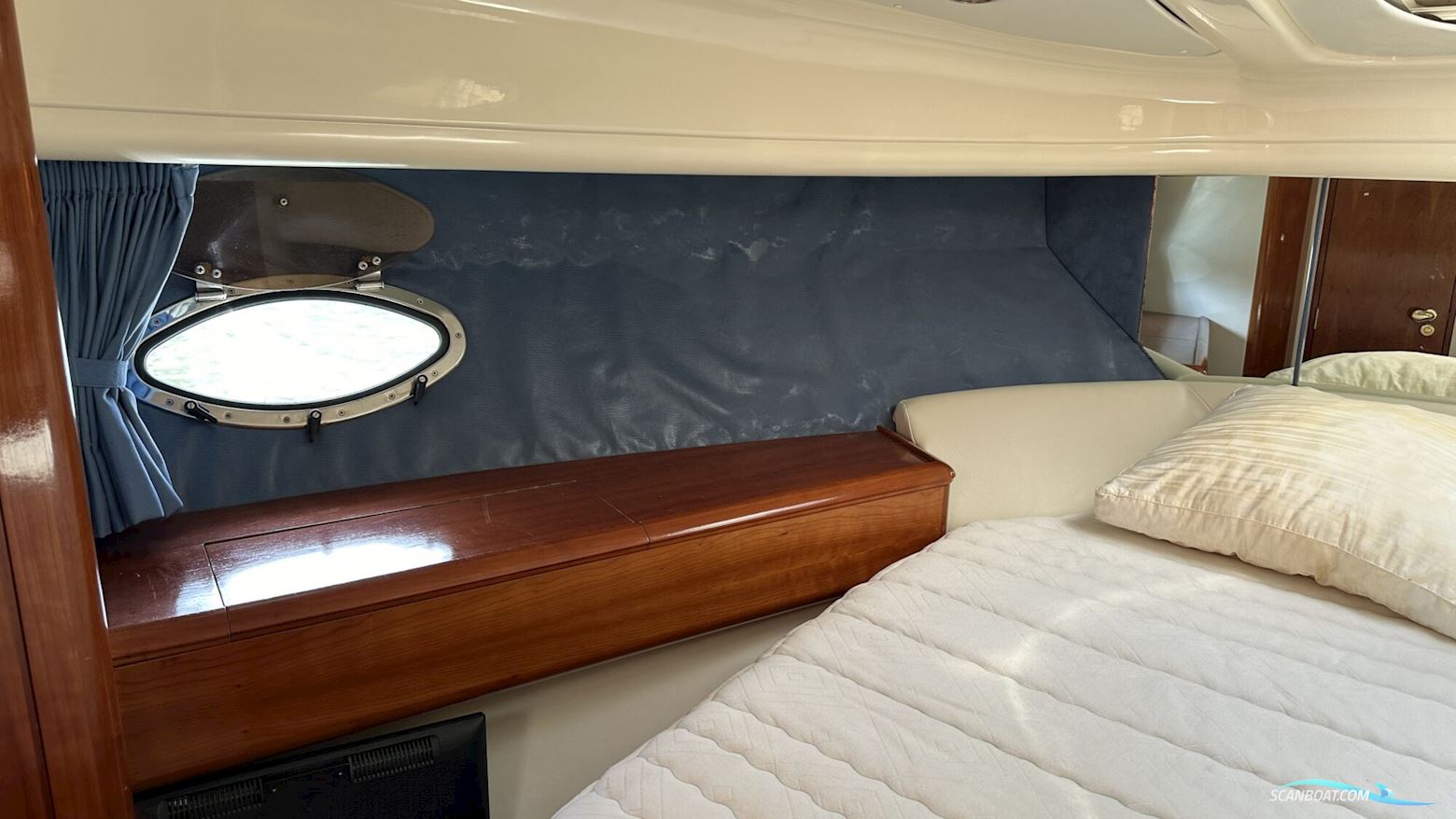 Fairline Phantom 40 Flybridge