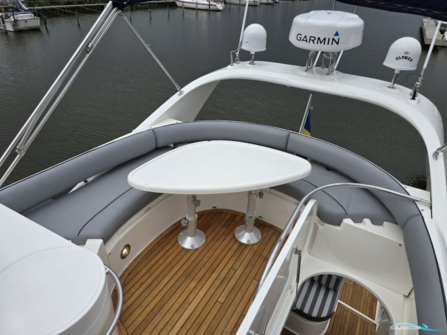 Fairline Phantom 43 Fly