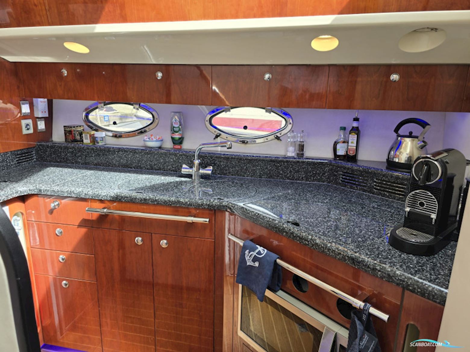 Fairline Phantom 43 Fly