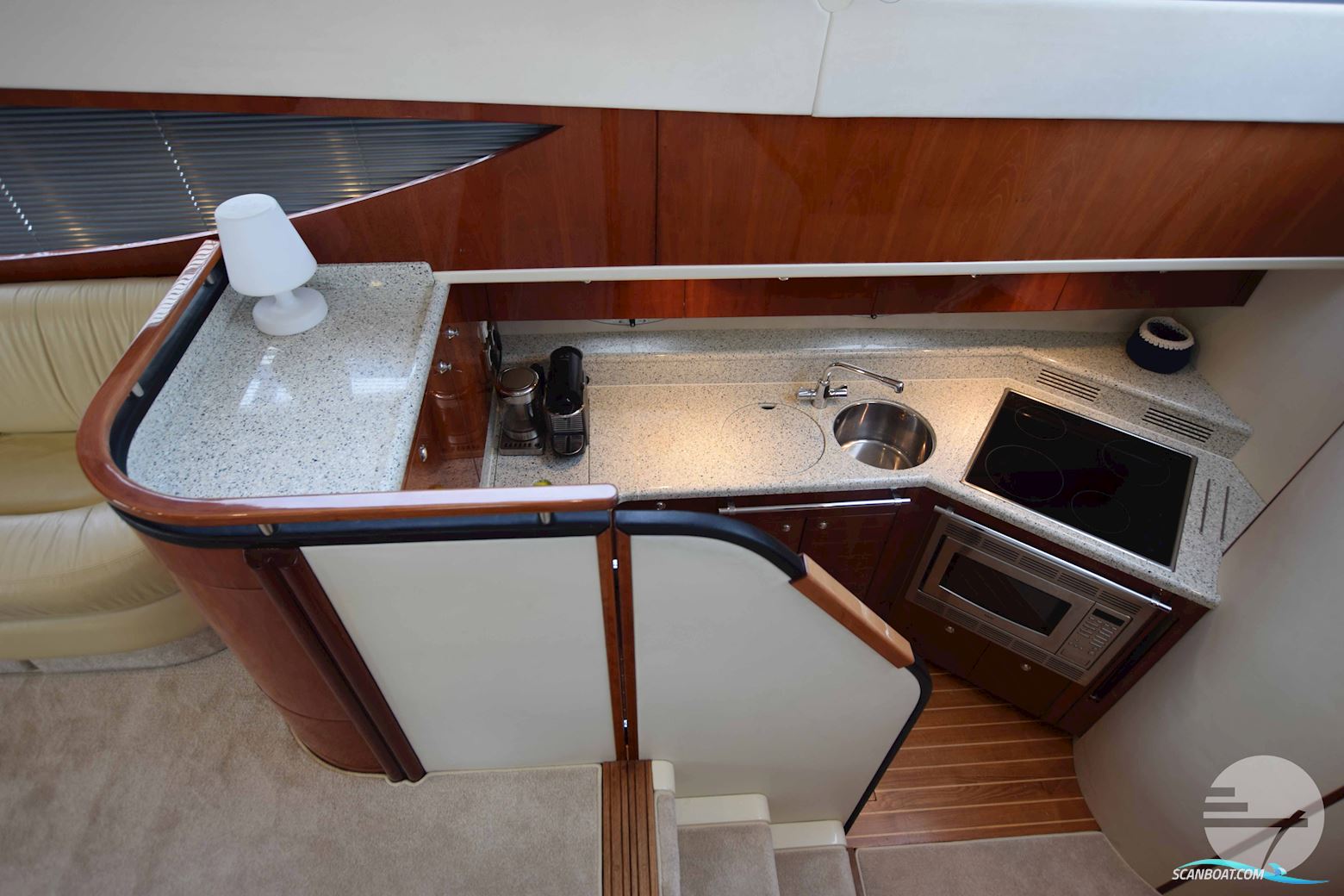Fairline Phantom 43