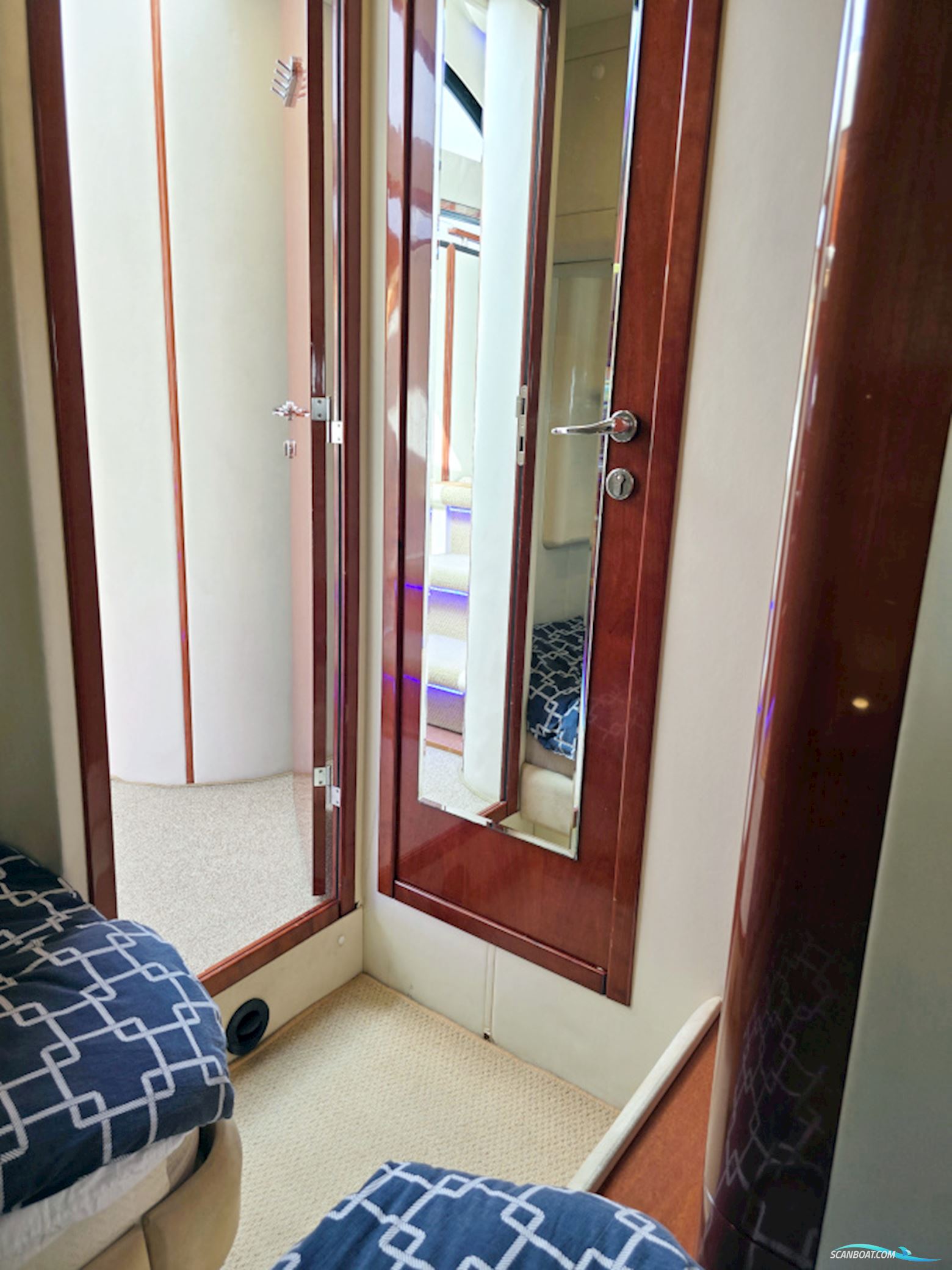 Fairline Phantom 43 Volvo Penta Tamd 74P-A