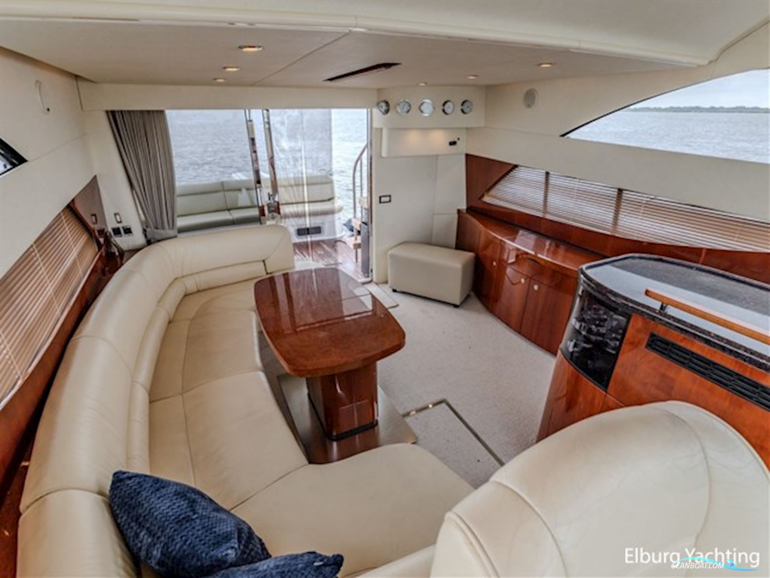 Fairline Phantom 50 - Flybridge 