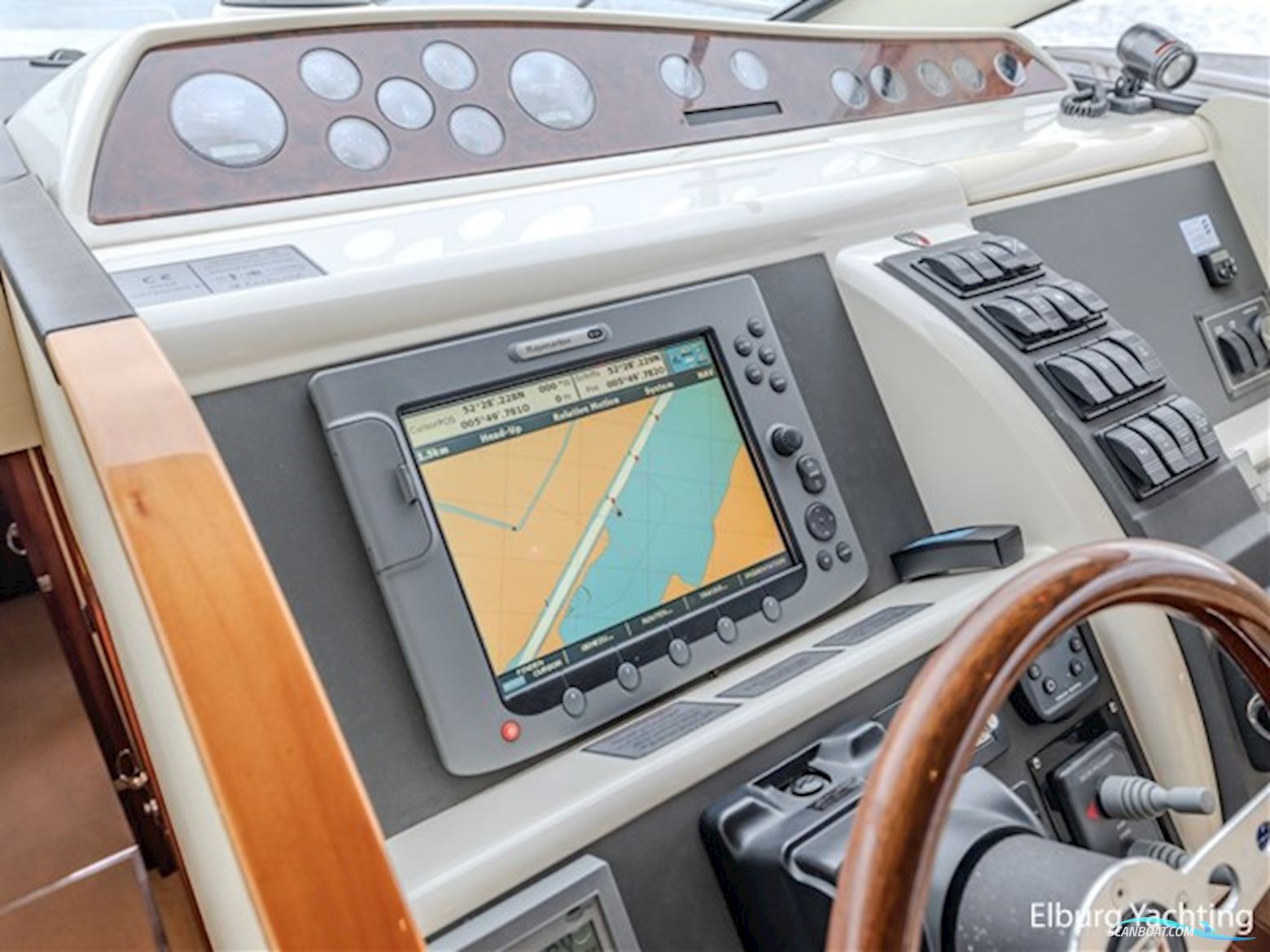 Fairline Phantom 50 - Flybridge 